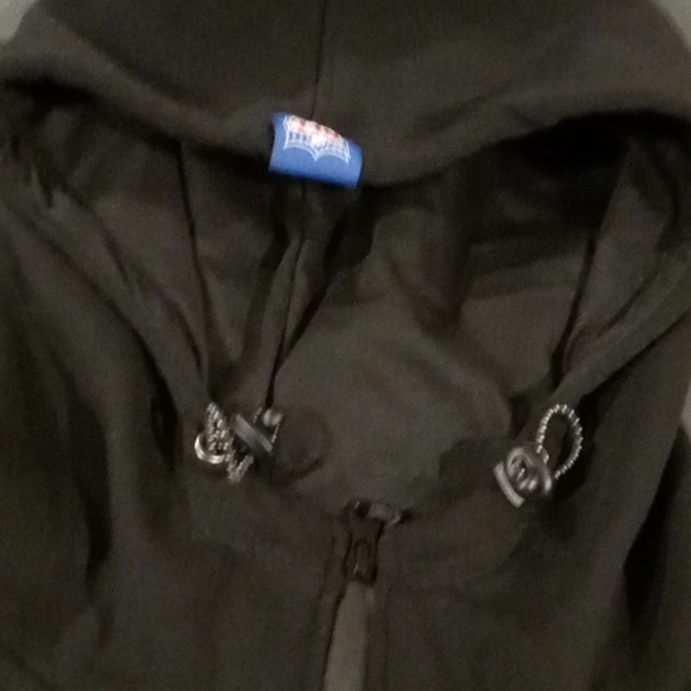 Brand new men's NFL hoodie - Picture 4 of 6